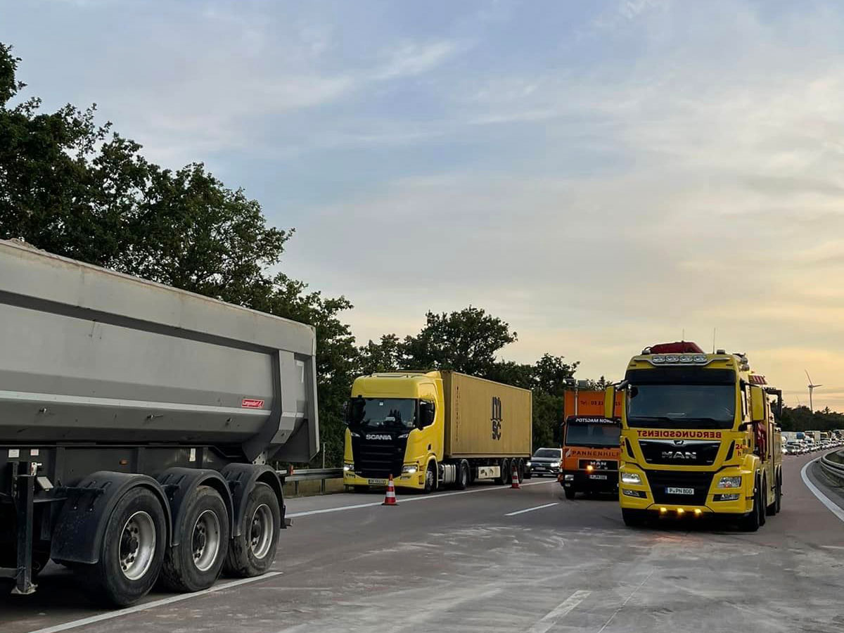 lkw abschleppdienst 24h bergungsfahrzeug