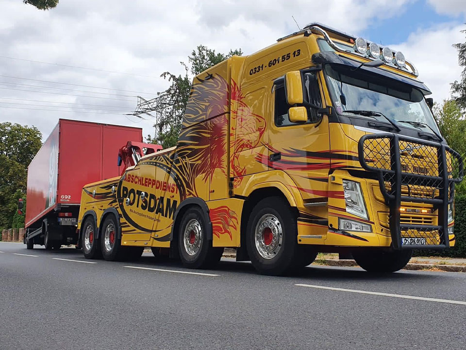 Abschleppservice LKW & Busse